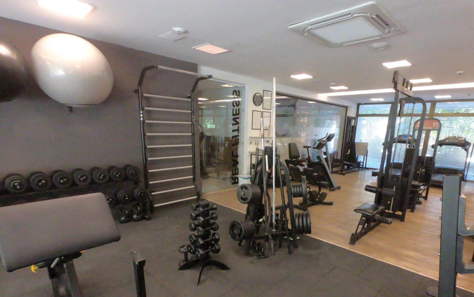 Real Aparthotel